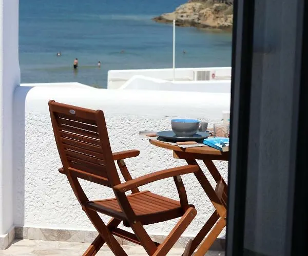 P&g Apartahotel Naxos City